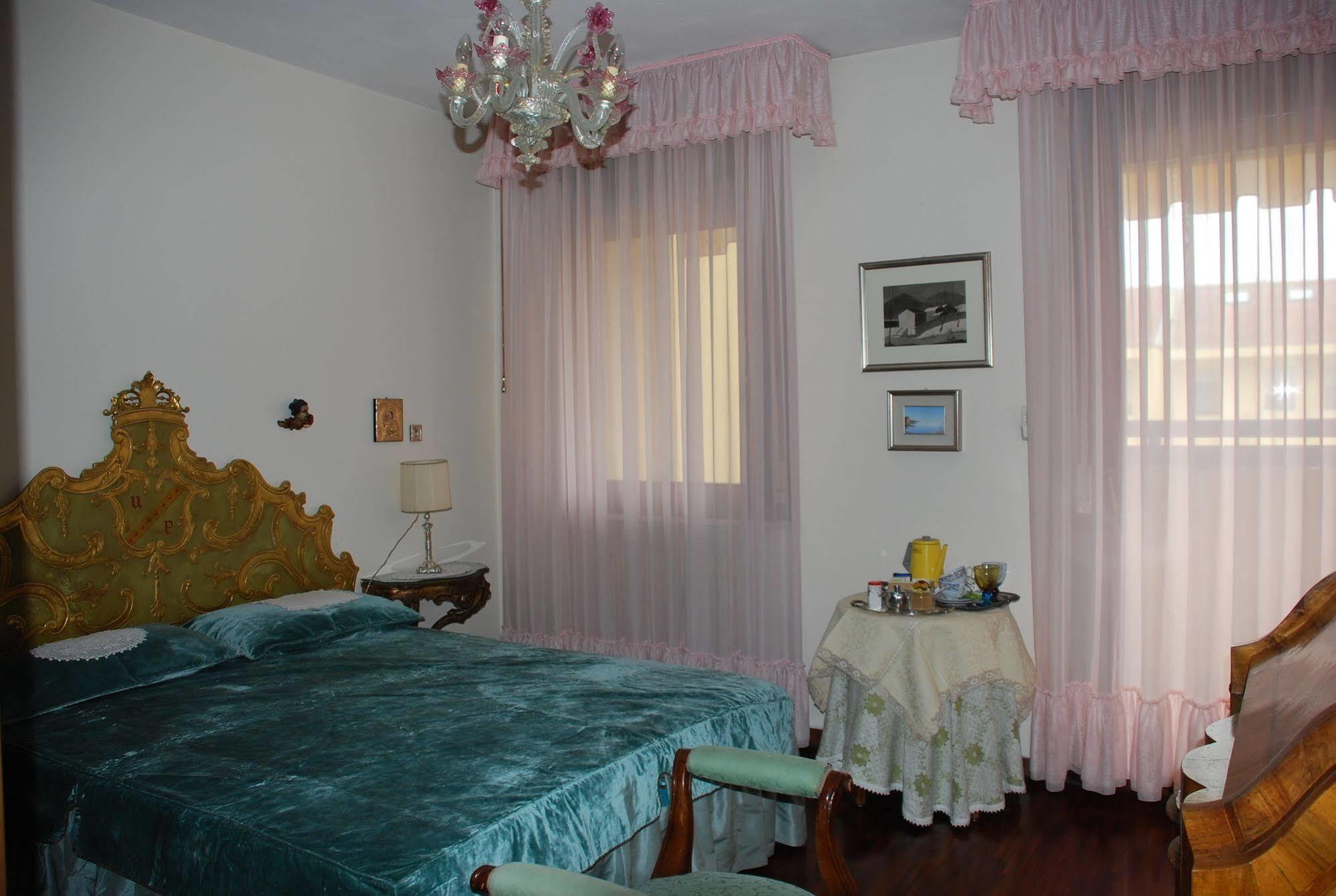 ונציה - לידו B&B Il Glicine Fiorito מראה חיצוני תמונה